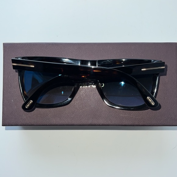 Men’s Tom Ford sunglasses Morgan frames tortoise color - Picture 4 of 6